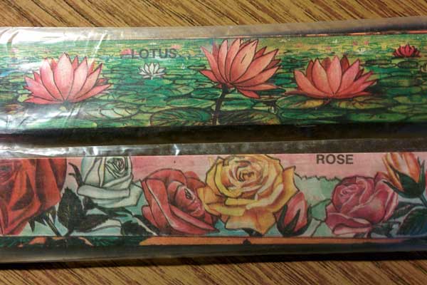 Lotus és Rózsa illatú füstölők